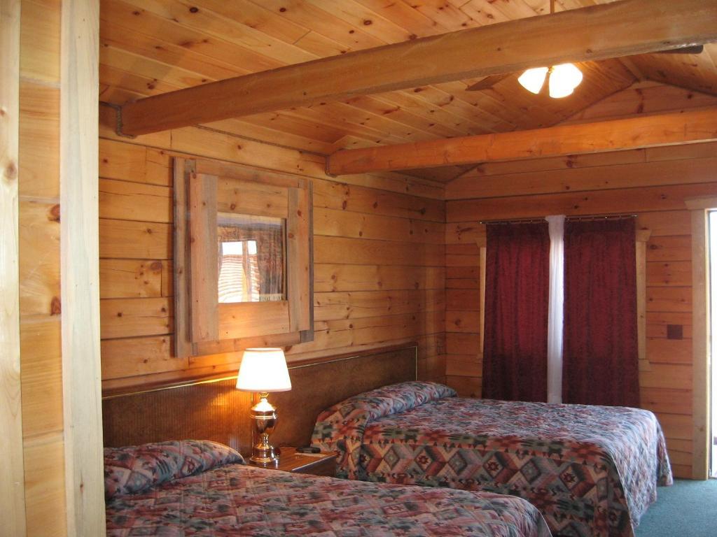 Bryce Gateway Inn Cabins Panguitch Exterior foto